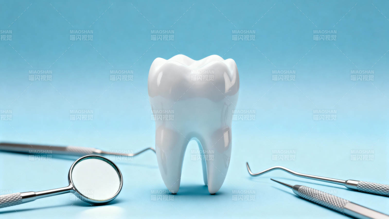 牙齿与牙科工具图片