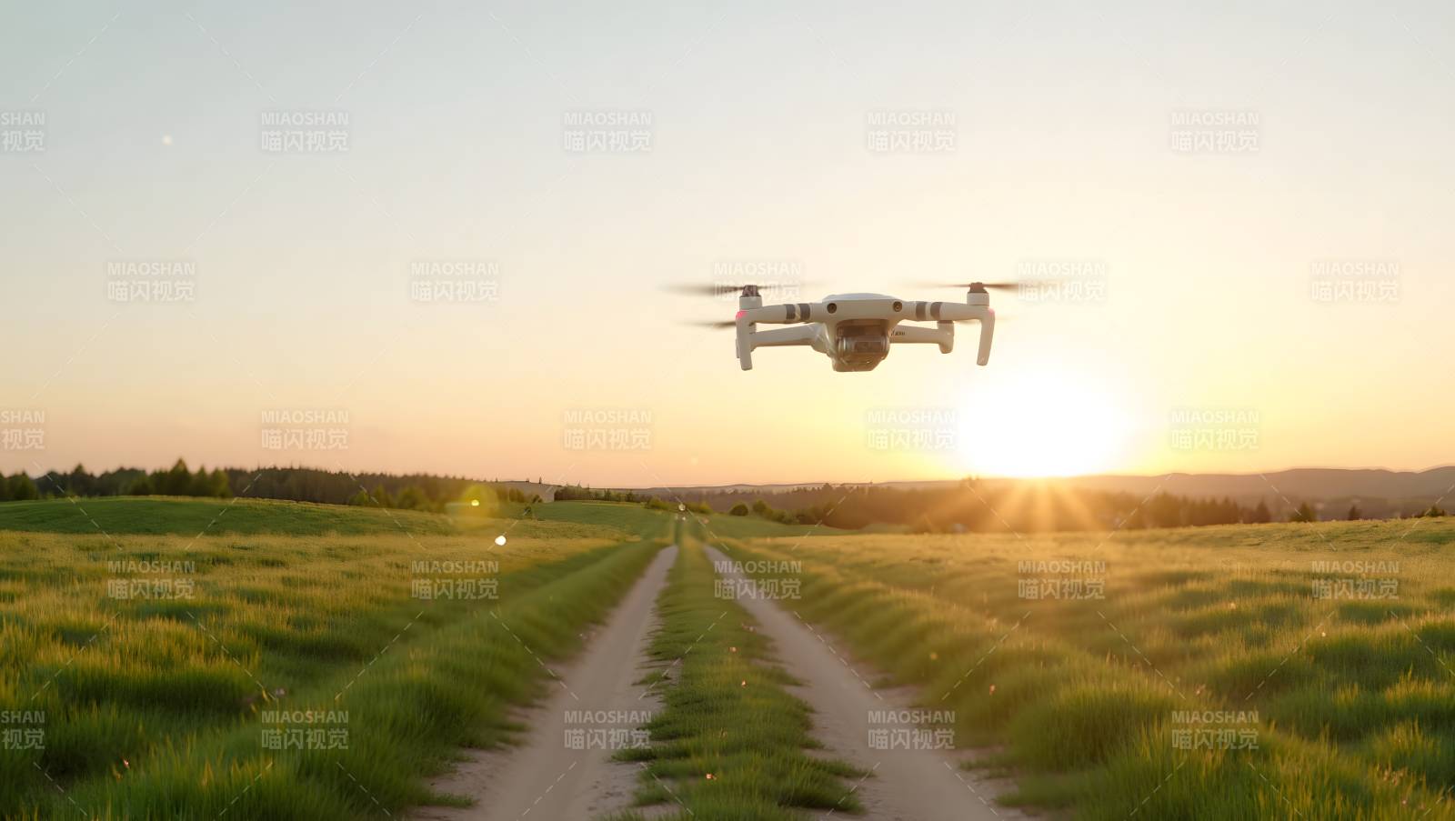 无人机飞越田野图片