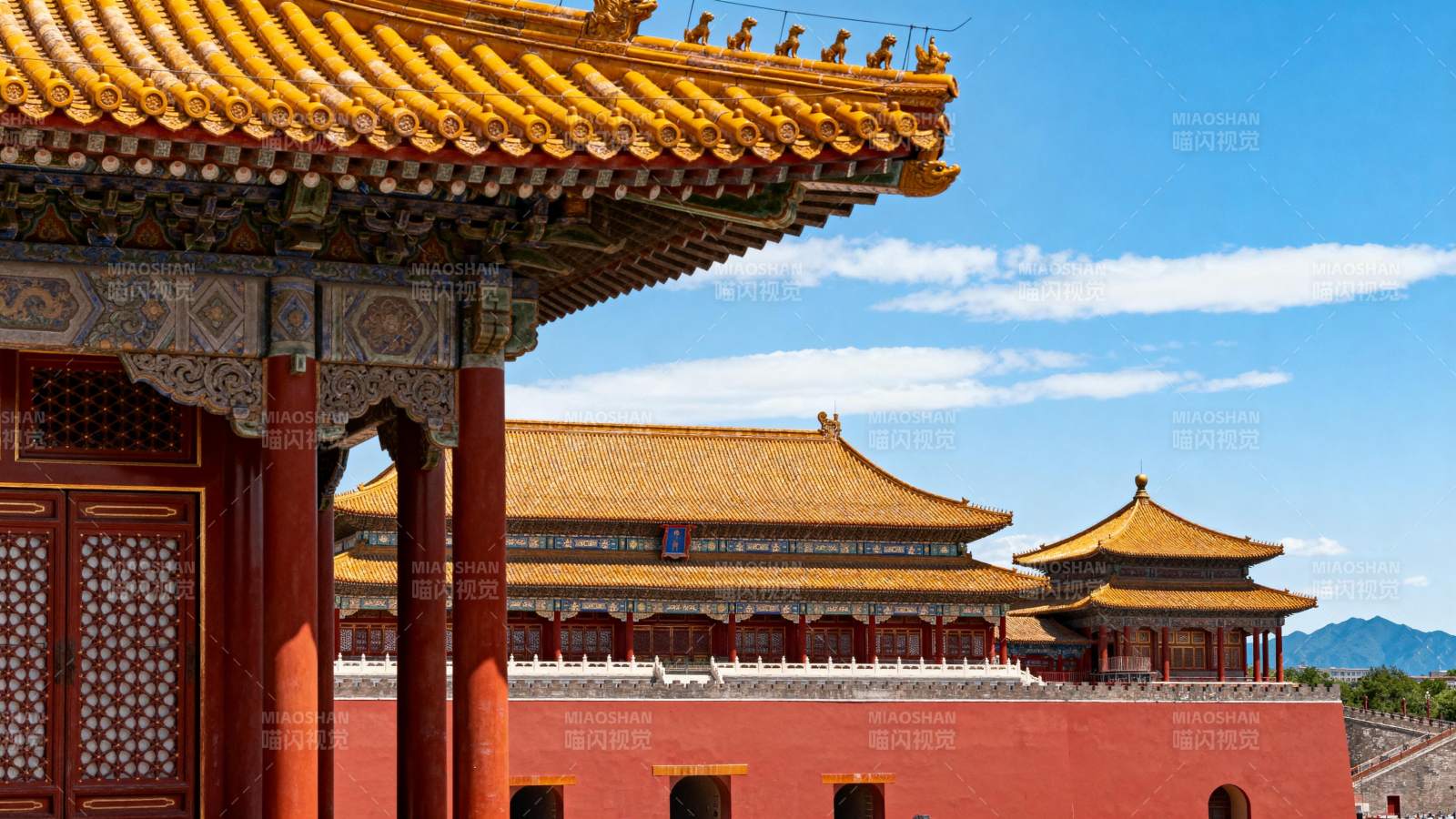 故宫金顶红墙图片