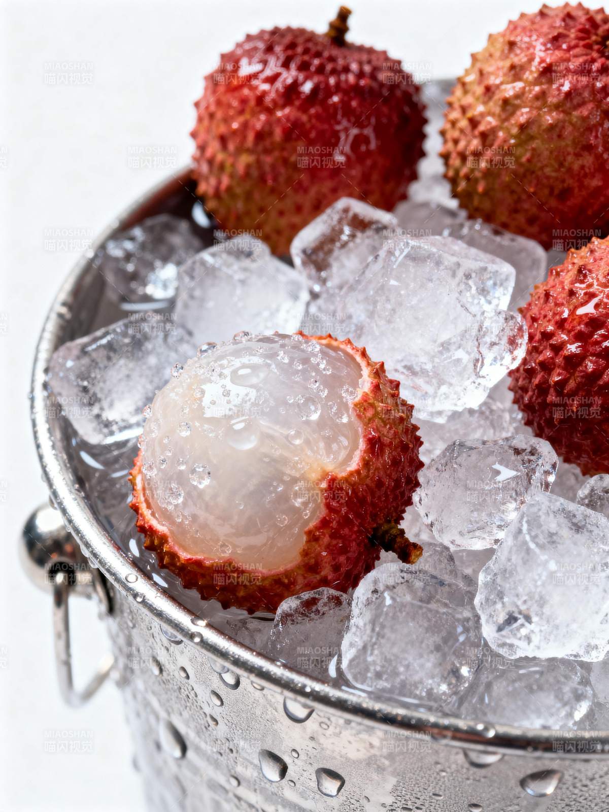 冰镇荔枝 清甜可口图片