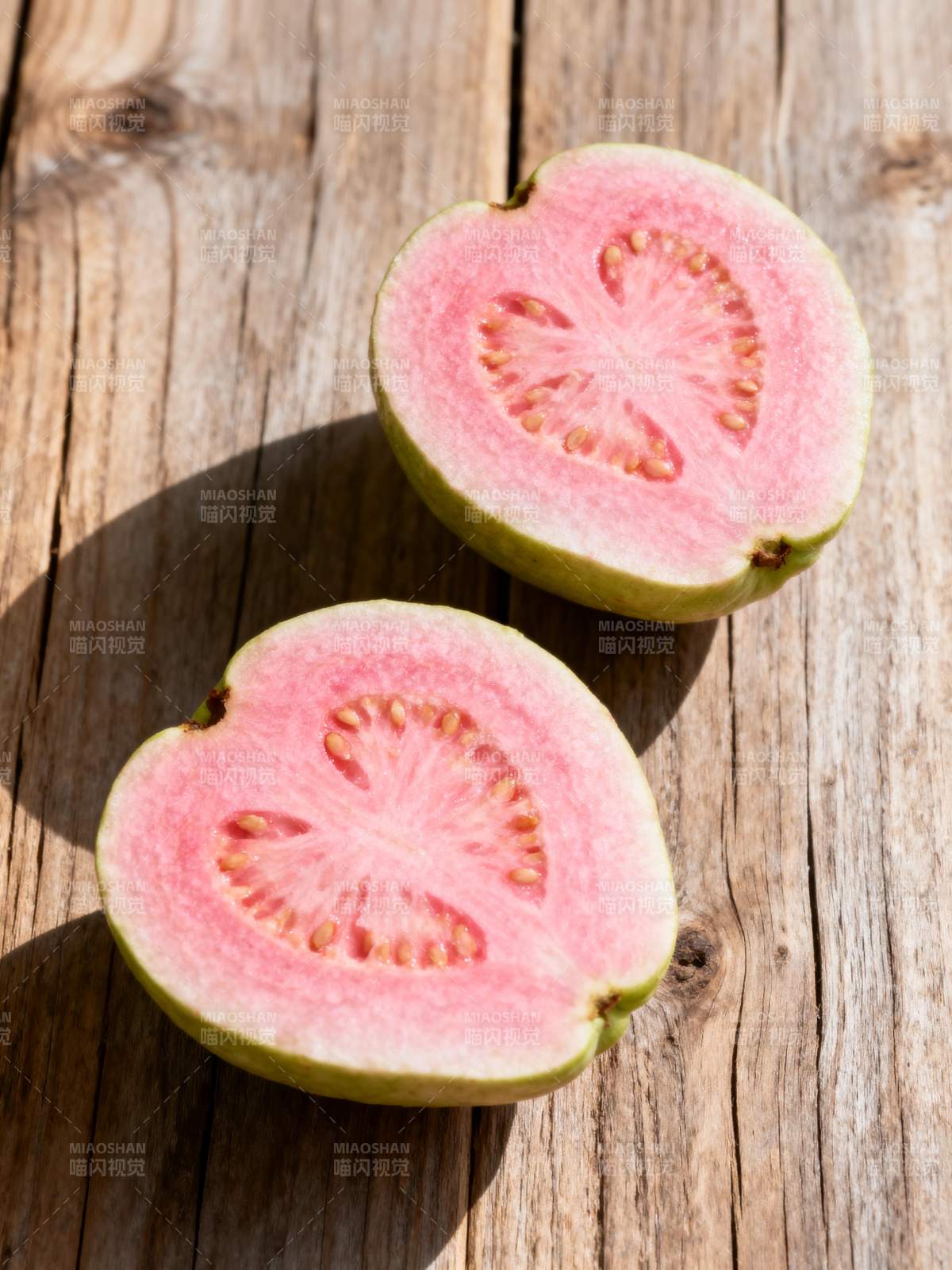 粉红番石榴切面图片