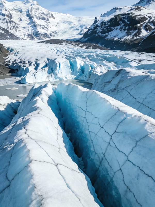冰川裂谷美景图片