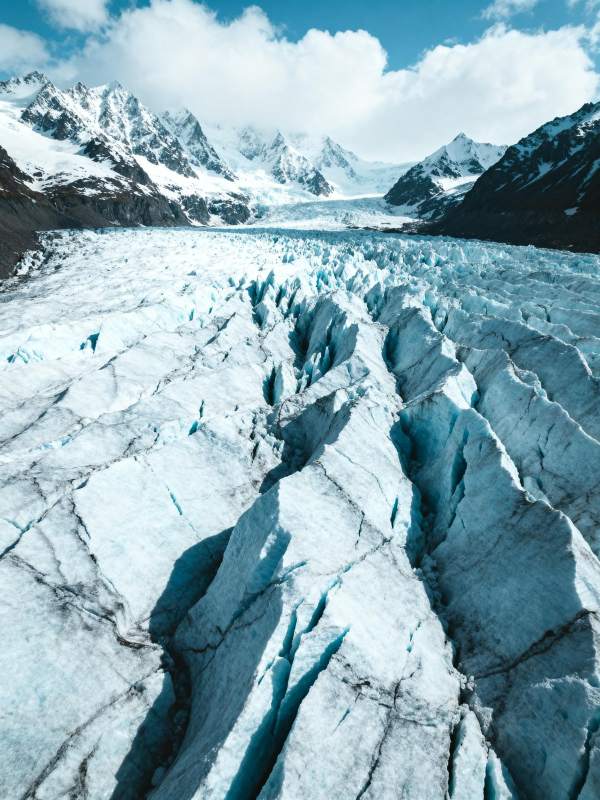 冰川裂谷 雪山巍峨图片