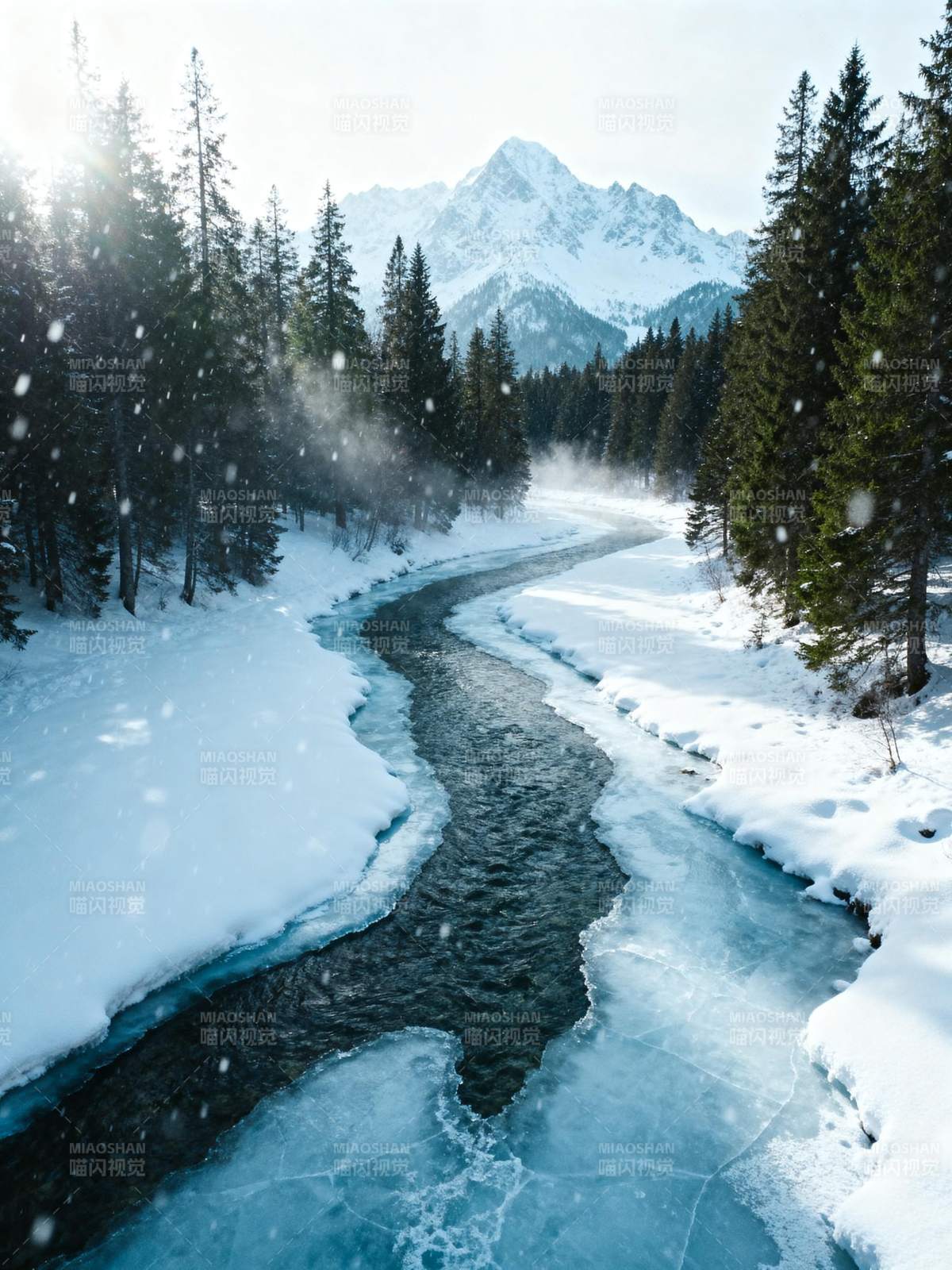 雪中溪流图片
