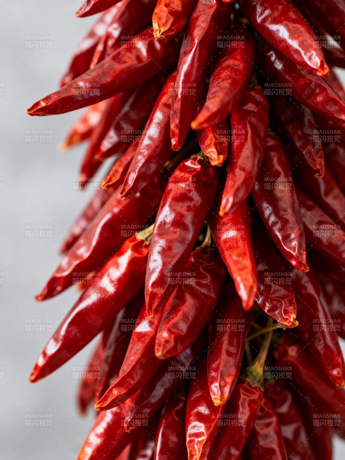红辣椒串图片