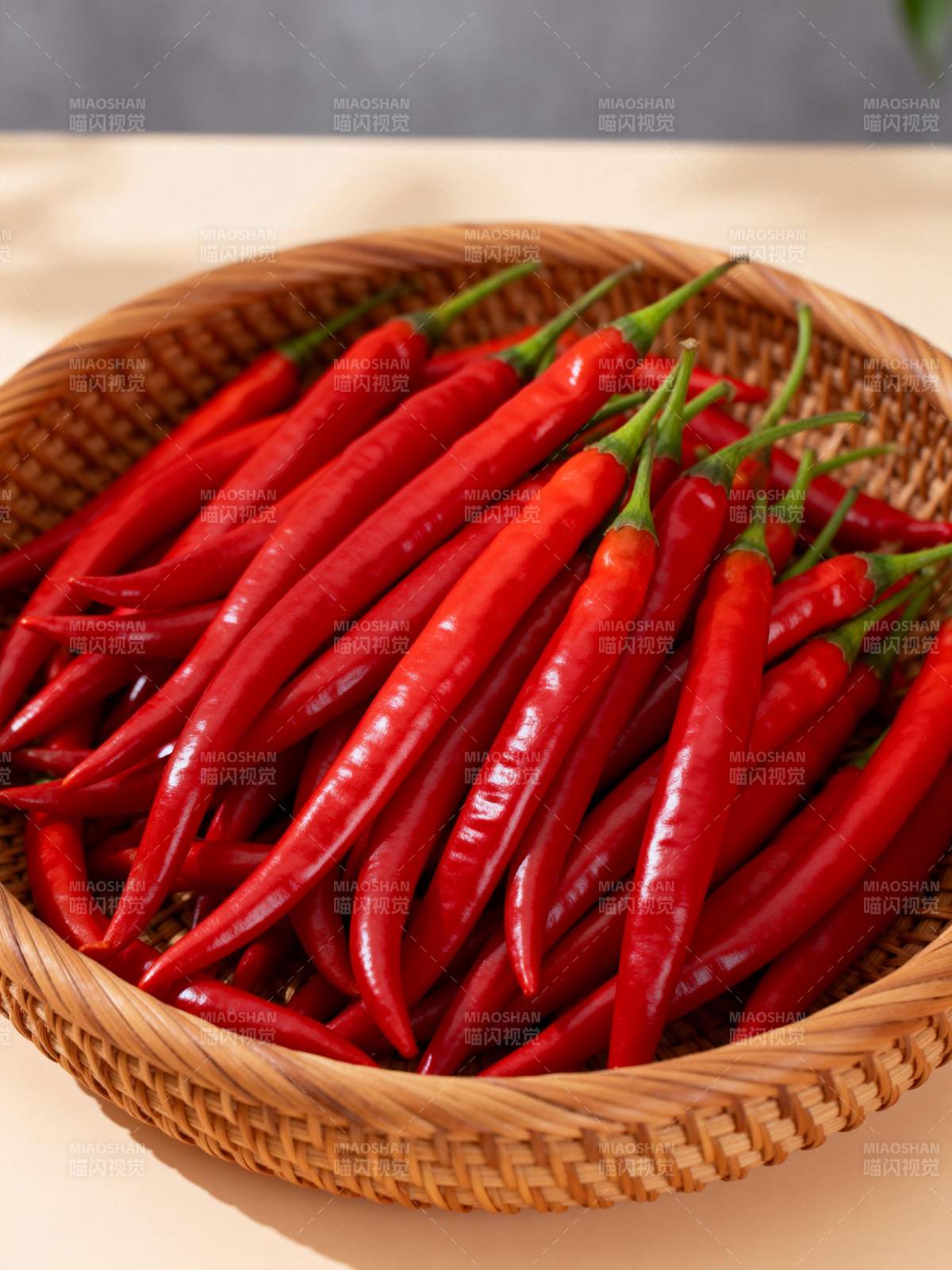 红辣椒满篮图片