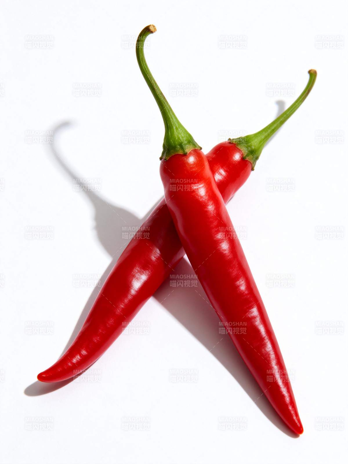 红辣椒交叉摆放图片