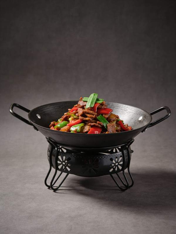 铁锅炒菜 色香味俱全图片