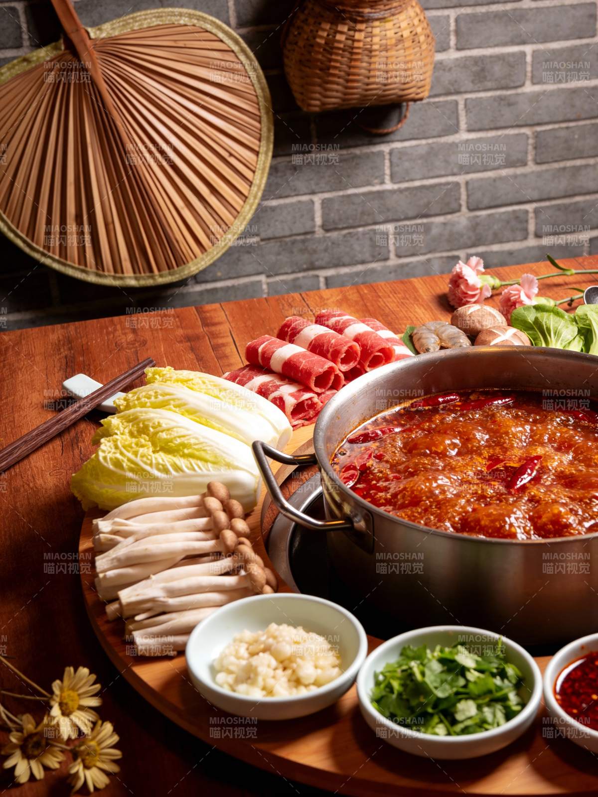 火锅盛宴 美味共享图片