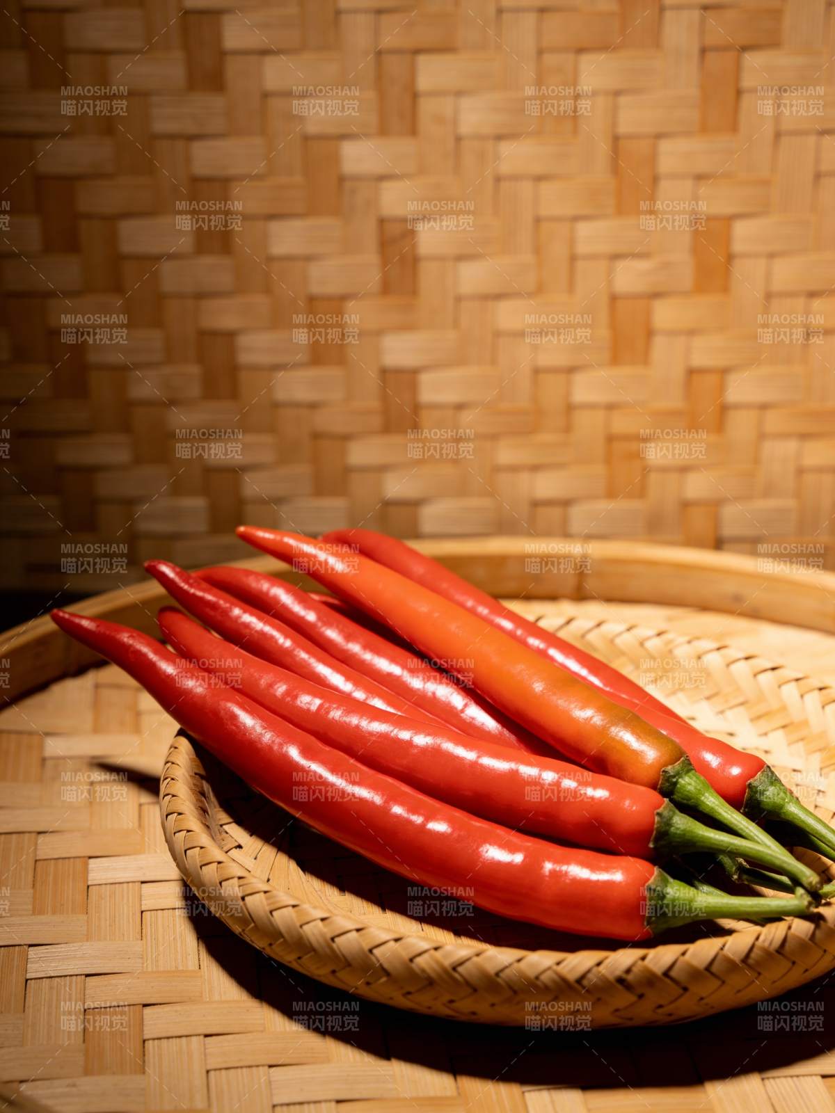 红辣椒静物图图片