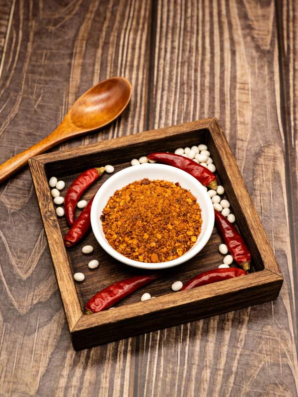 辣椒粉与干辣椒图片