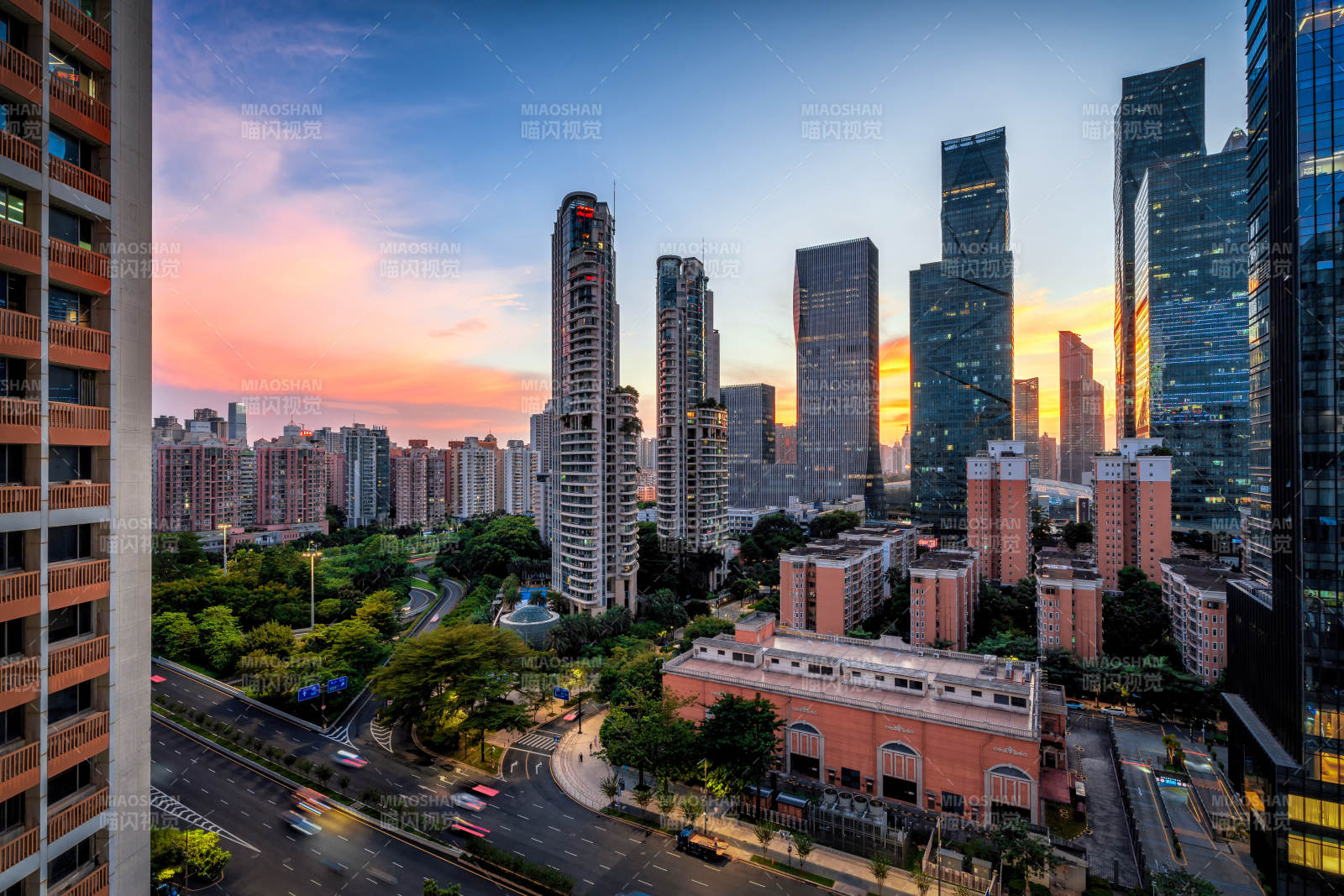 深圳福田城市黄昏美景图片