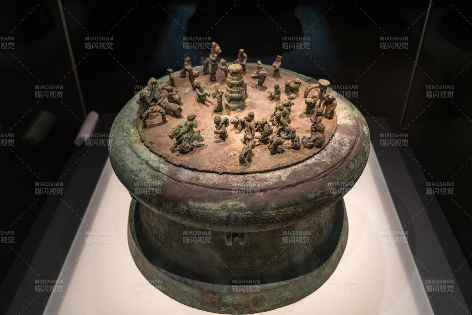 青铜宴乐场景模型图片