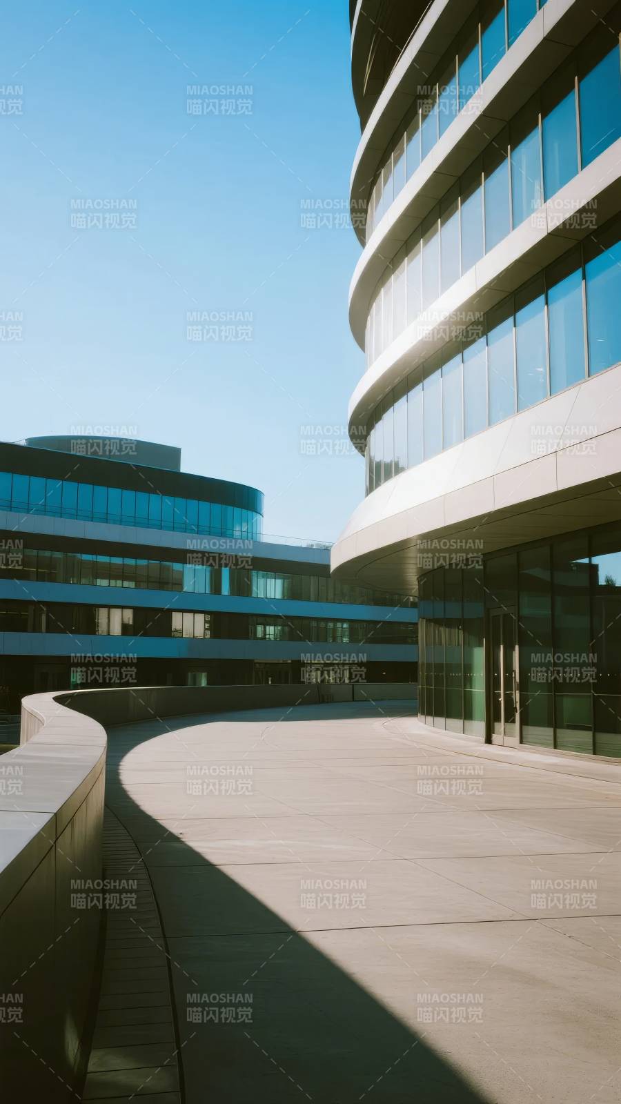 现代建筑曲线之美图片