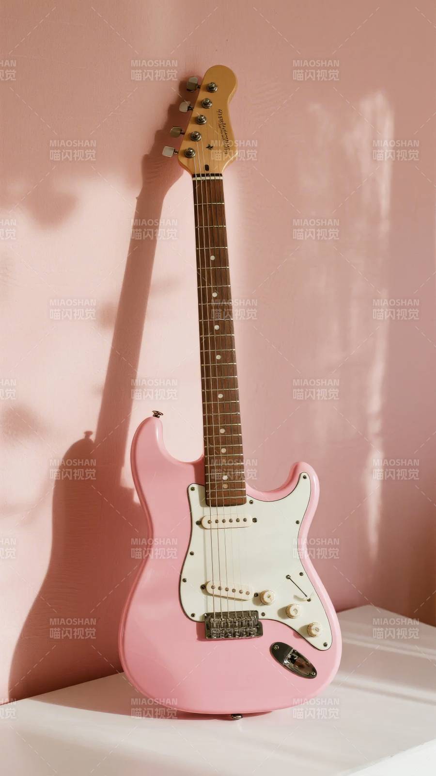 粉红电吉他图片