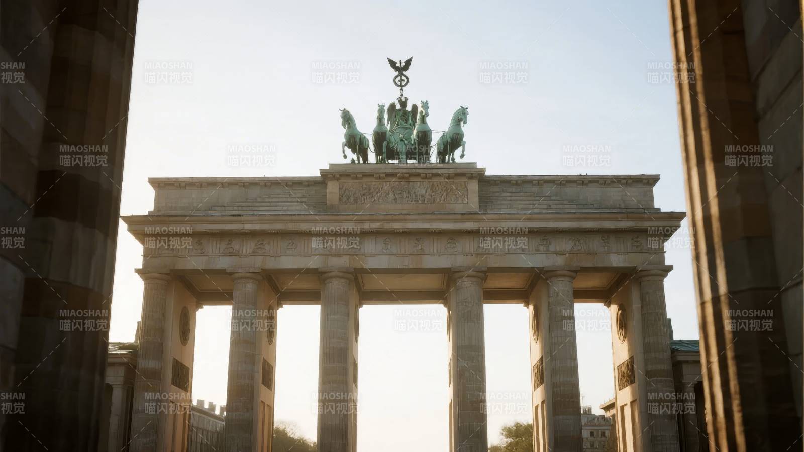 勃兰登堡门风光图片
