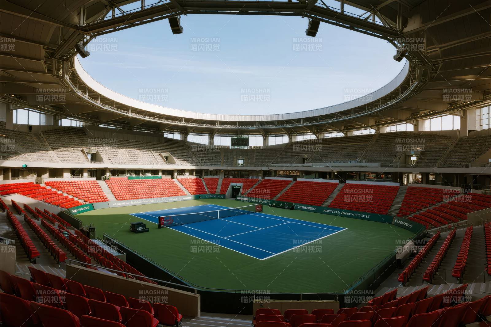 空旷的网球馆图片