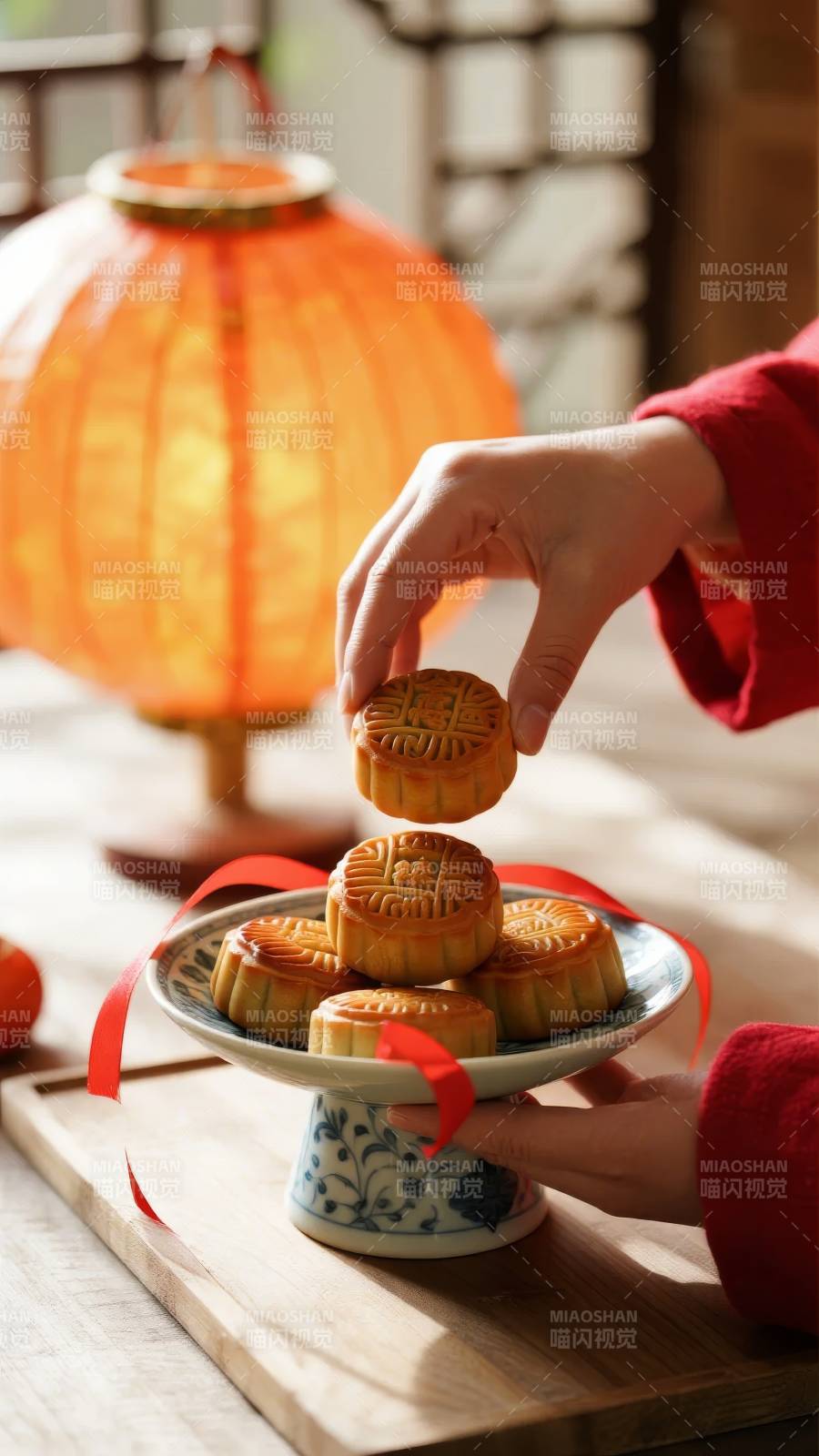 中秋月饼礼遇图片