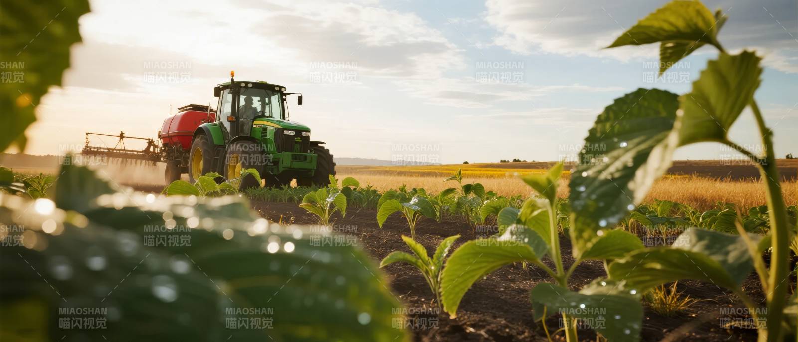 田园耕作图图片