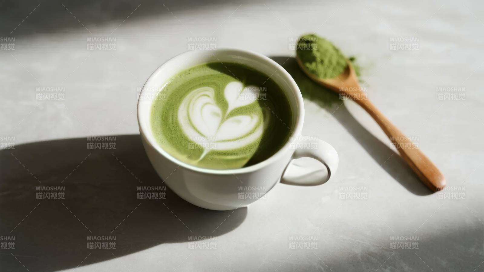 抹茶拿铁艺术图片