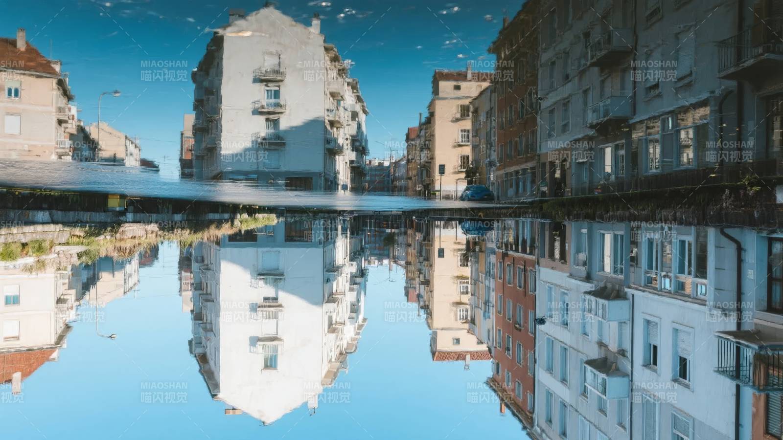 水镜倒影城市街景图片