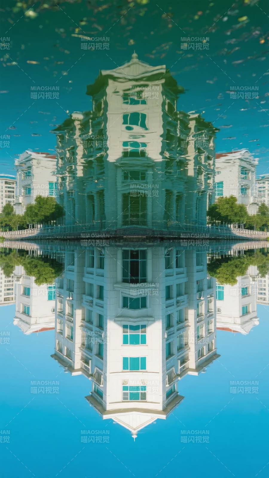 镜中倒影楼图片