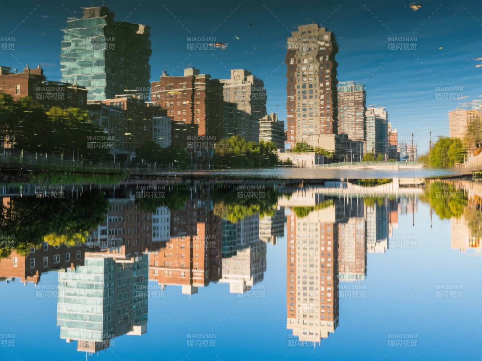 城市倒影美景图片