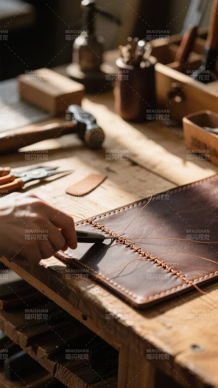 手工皮具缝制图片