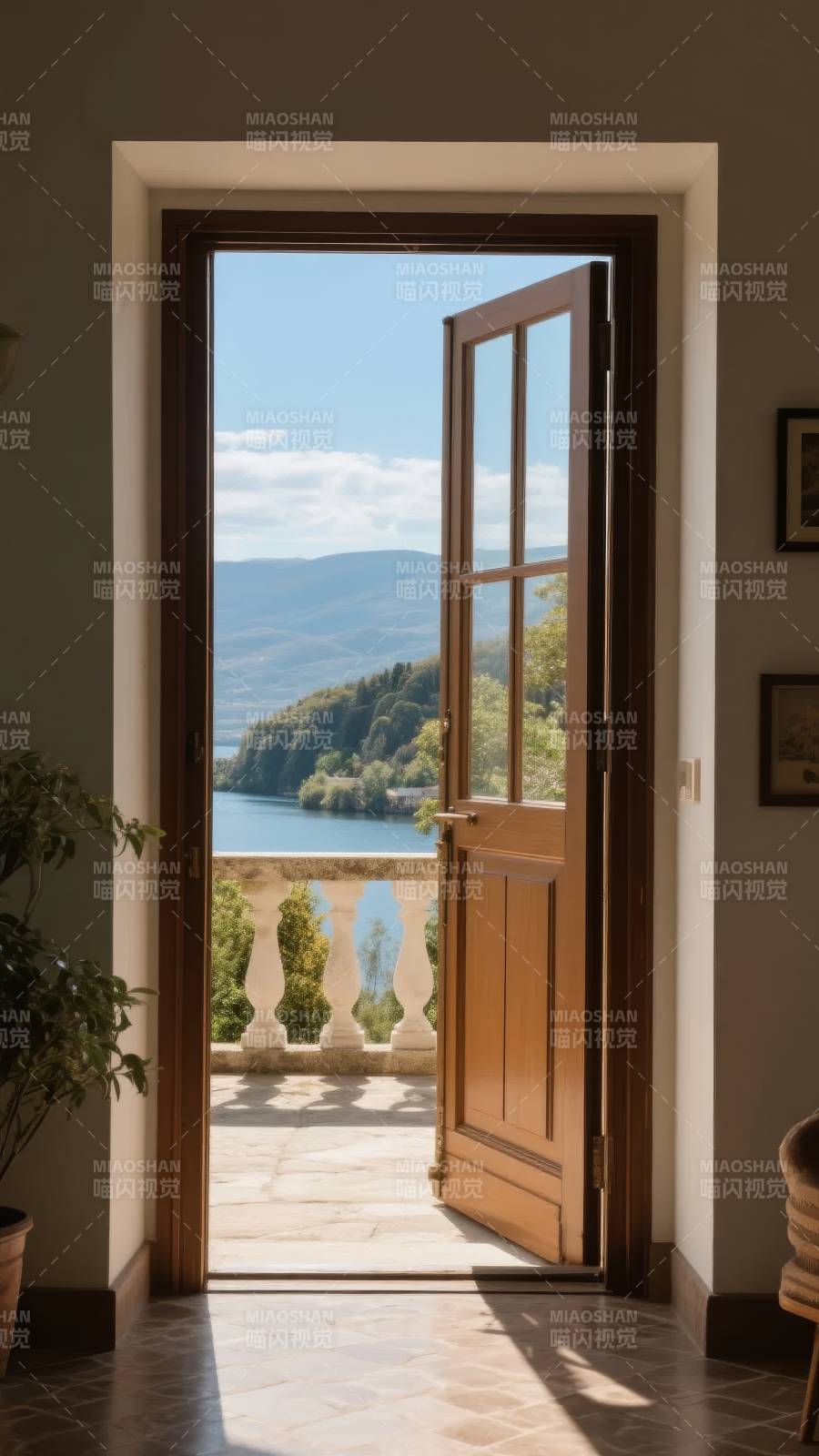 湖光山色入室来图片