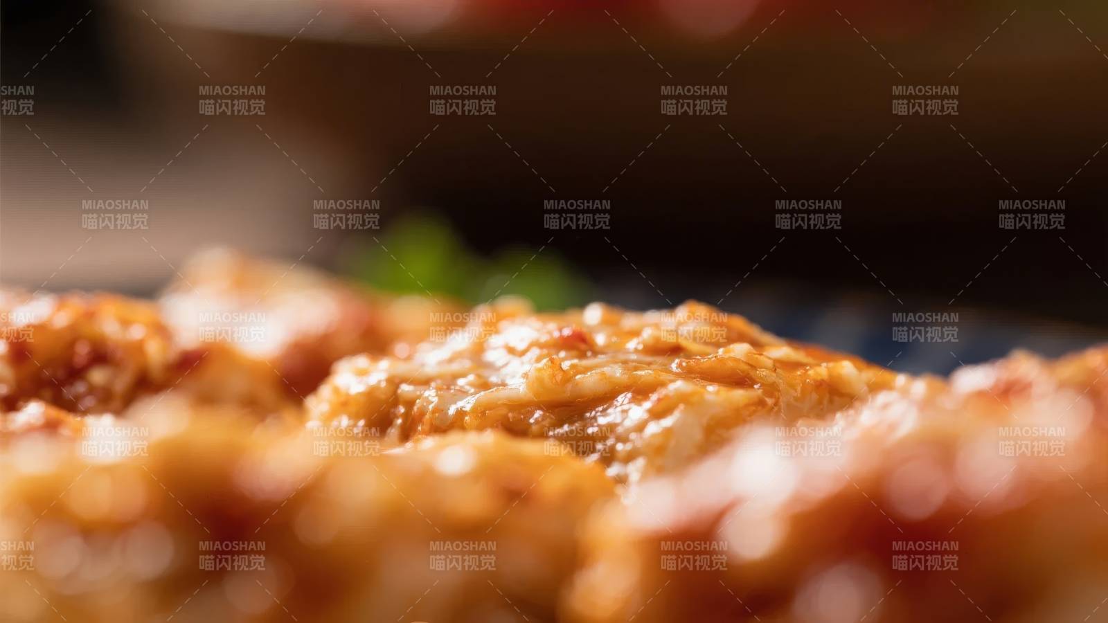 金黄酥脆炸鸡块图片