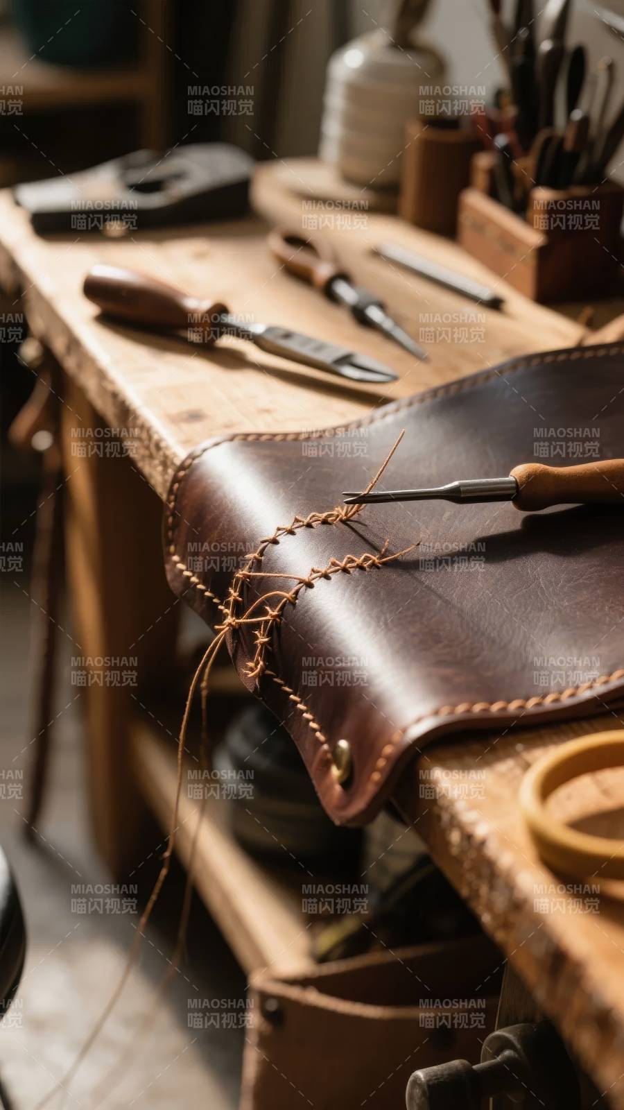 手工皮具缝制图片