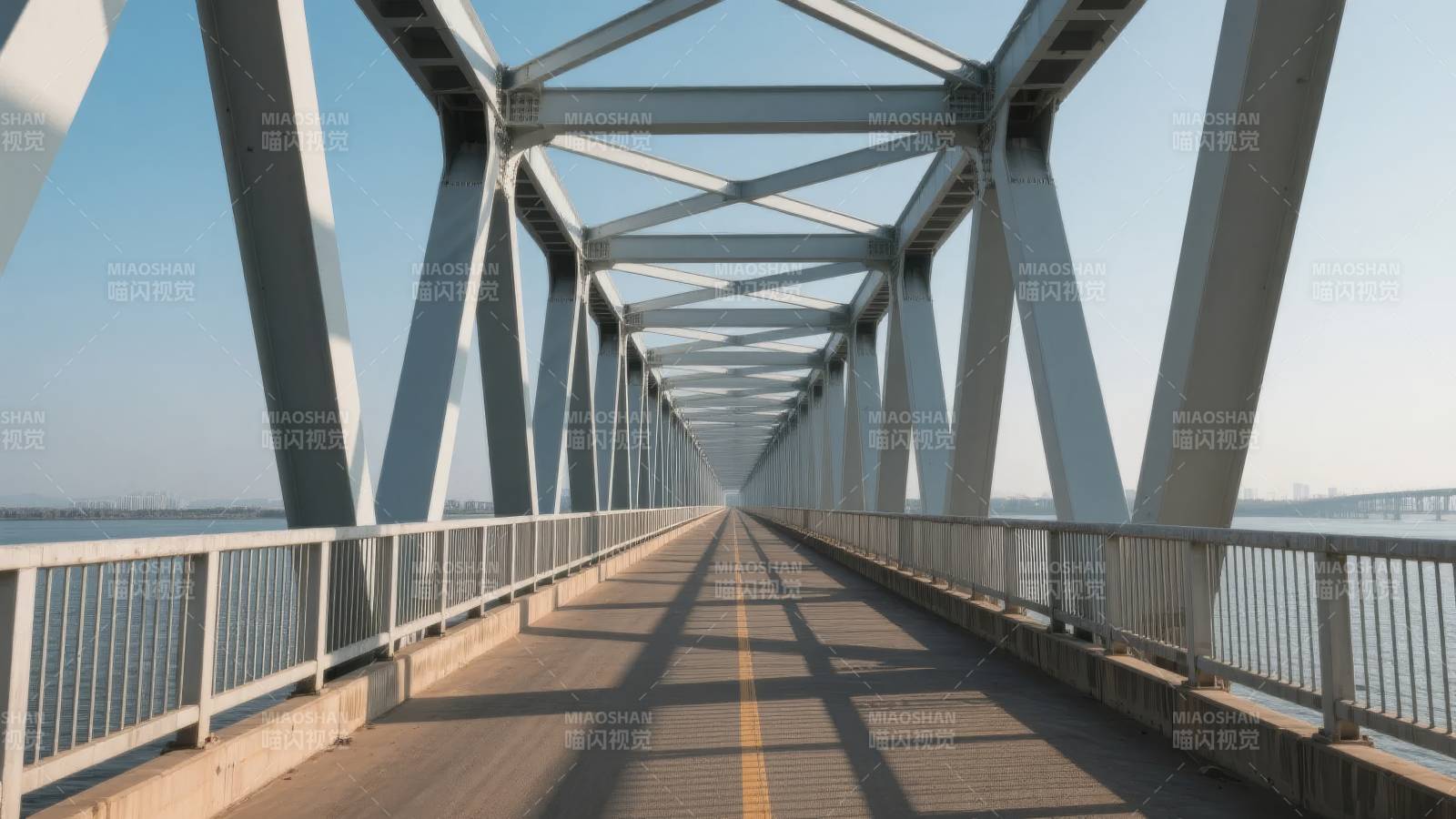 桥上风景如画图片