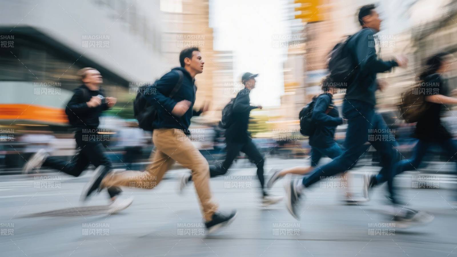 城市奔跑者图片