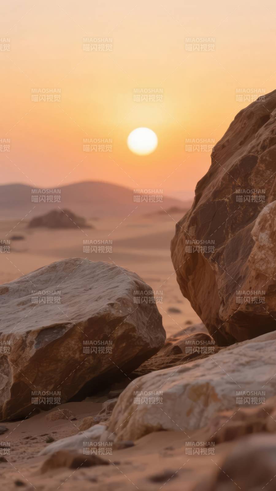 沙漠日落奇景图片