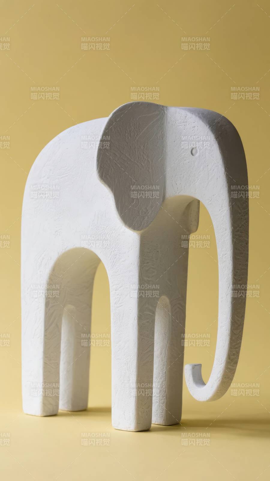 简约大象雕塑图片