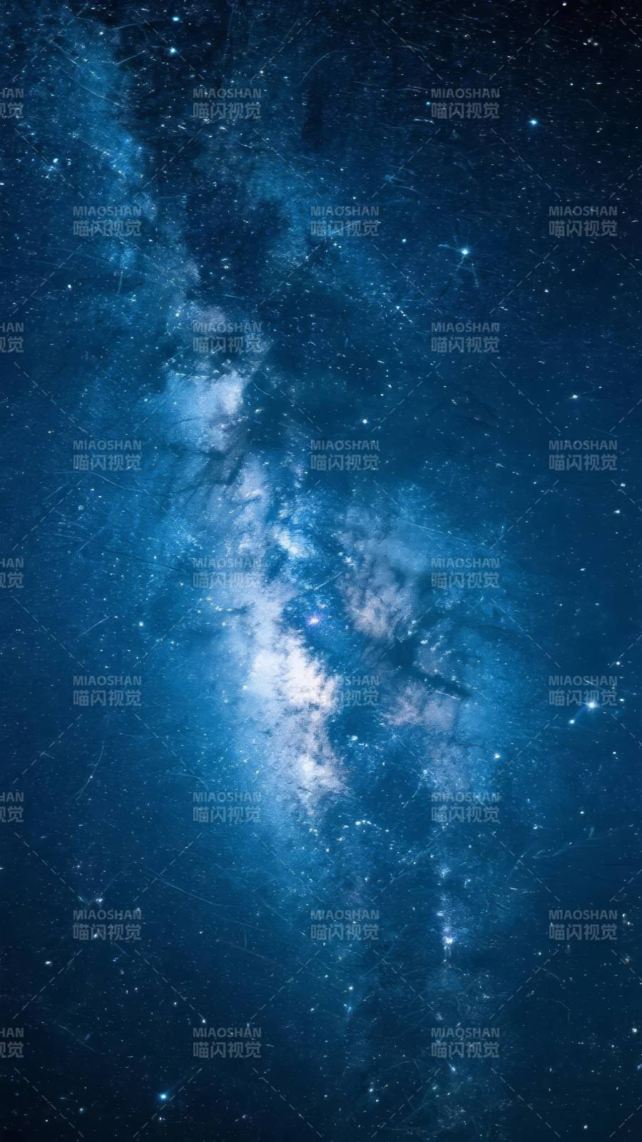 银河璀璨夜空图片