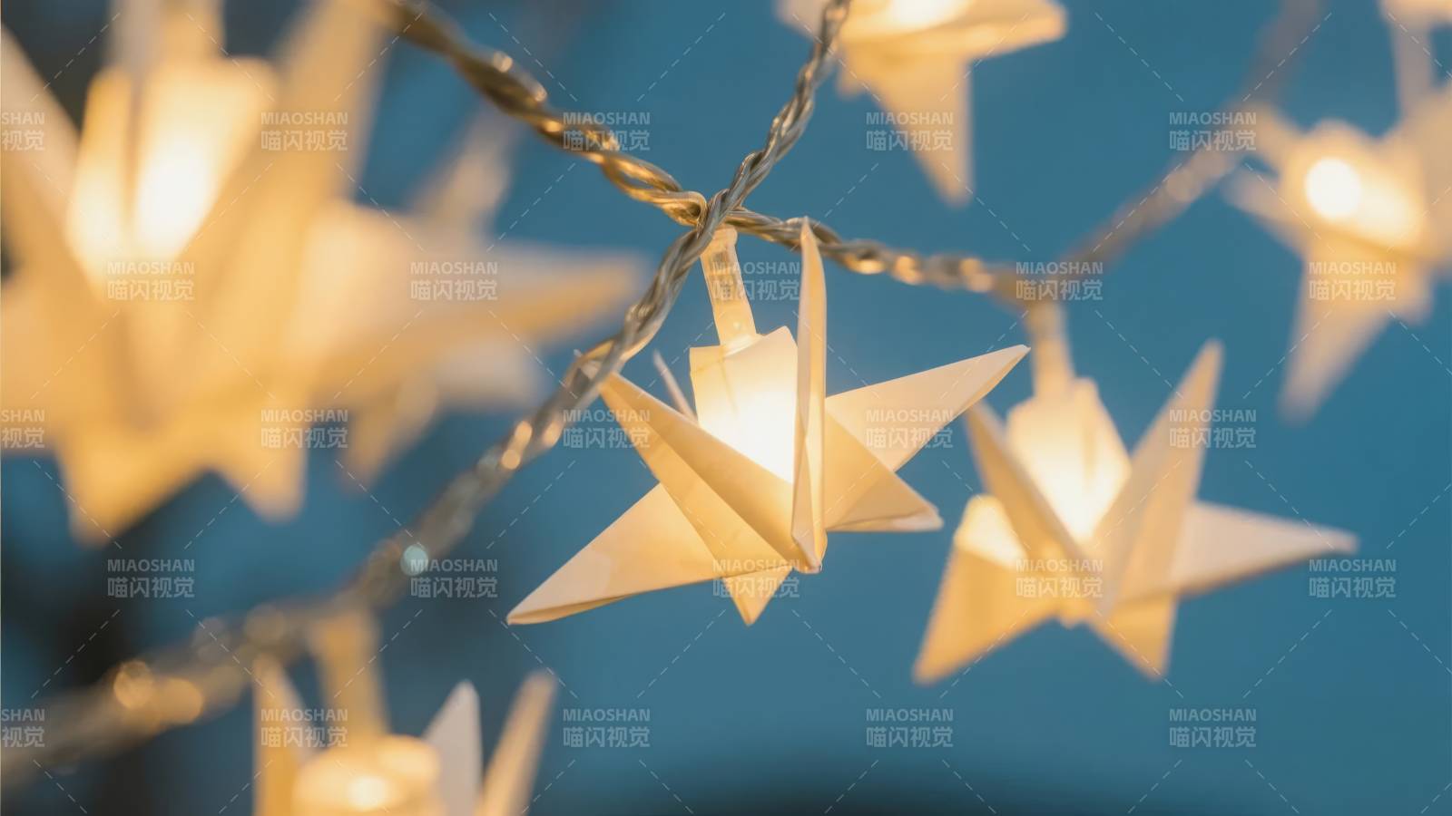 星光闪烁的折纸星图片