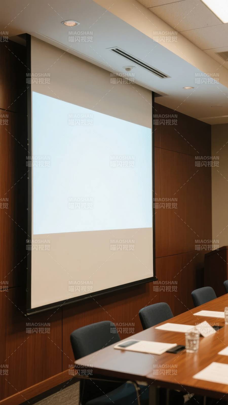 会议室投影屏幕图片