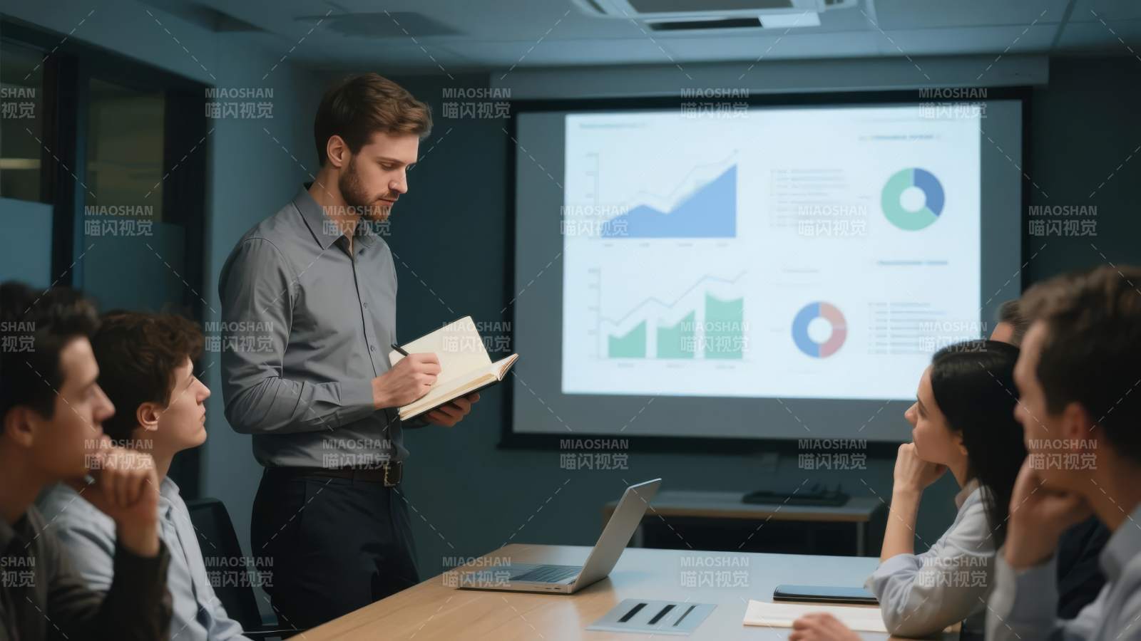 商务会议展示分析图片