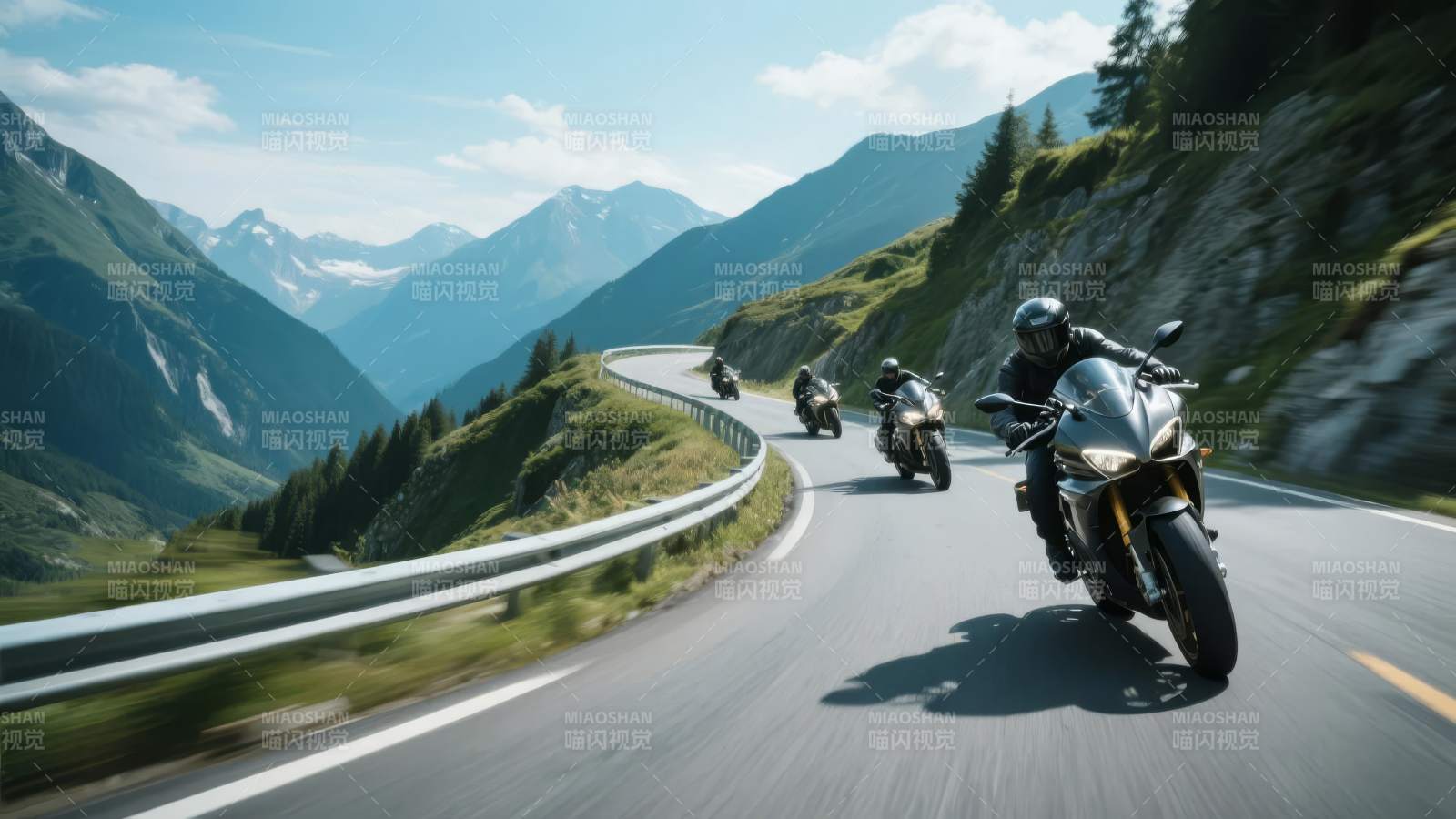 山间疾驰 摩托飞驰图片