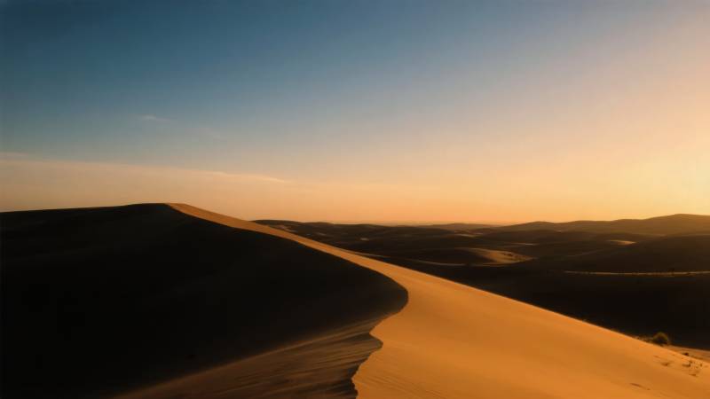 沙漠日落美景图片