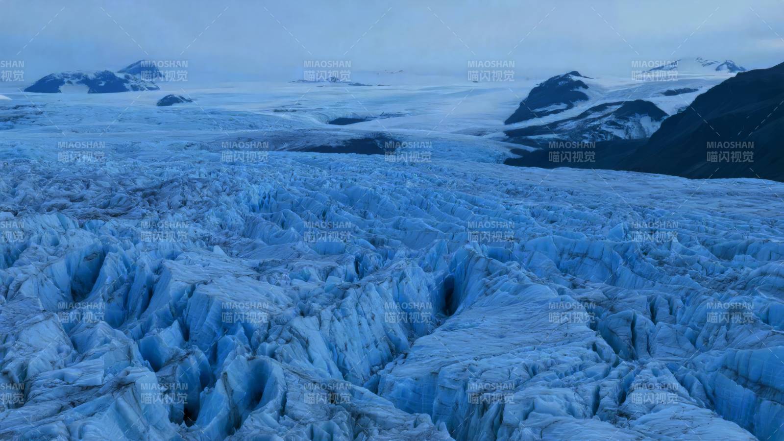 冰川奇景图片