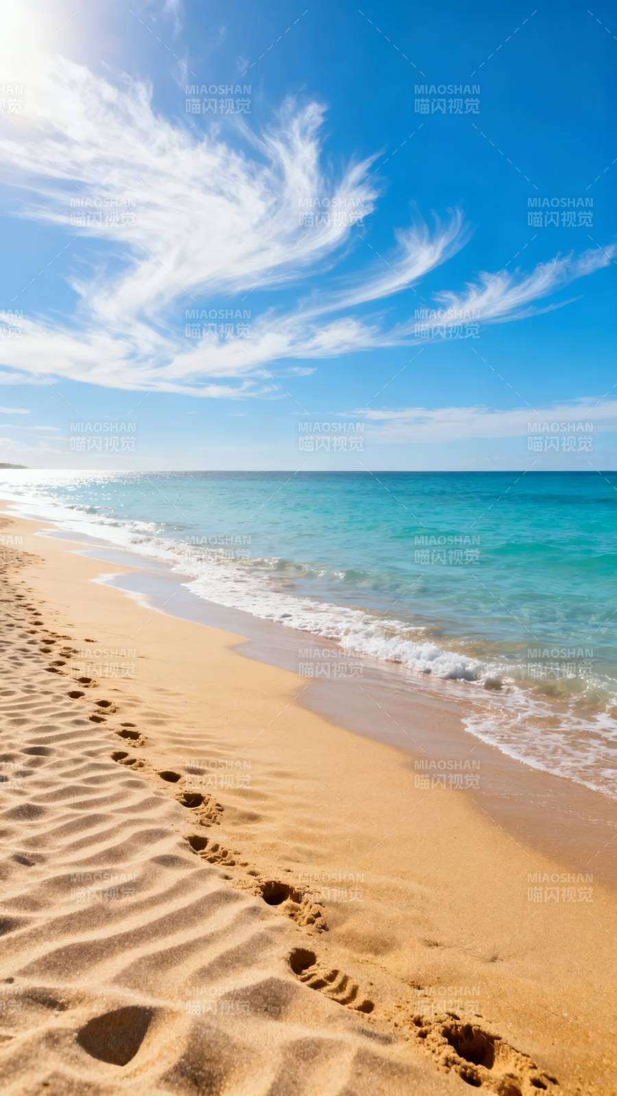 沙滩足迹 海天一色图片