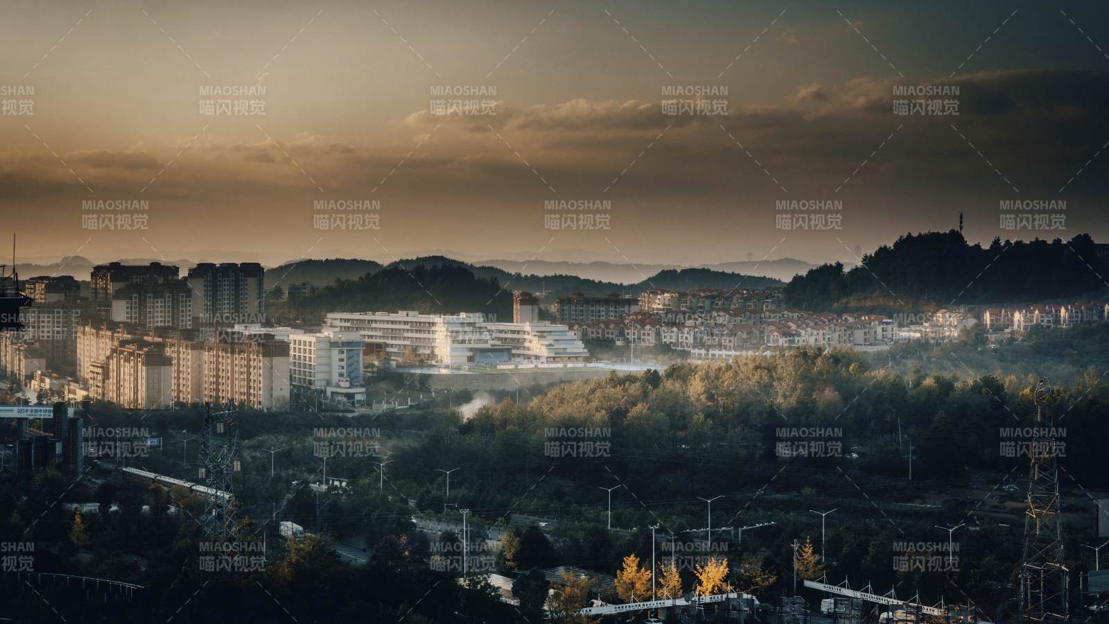 城市晨曦风光图片