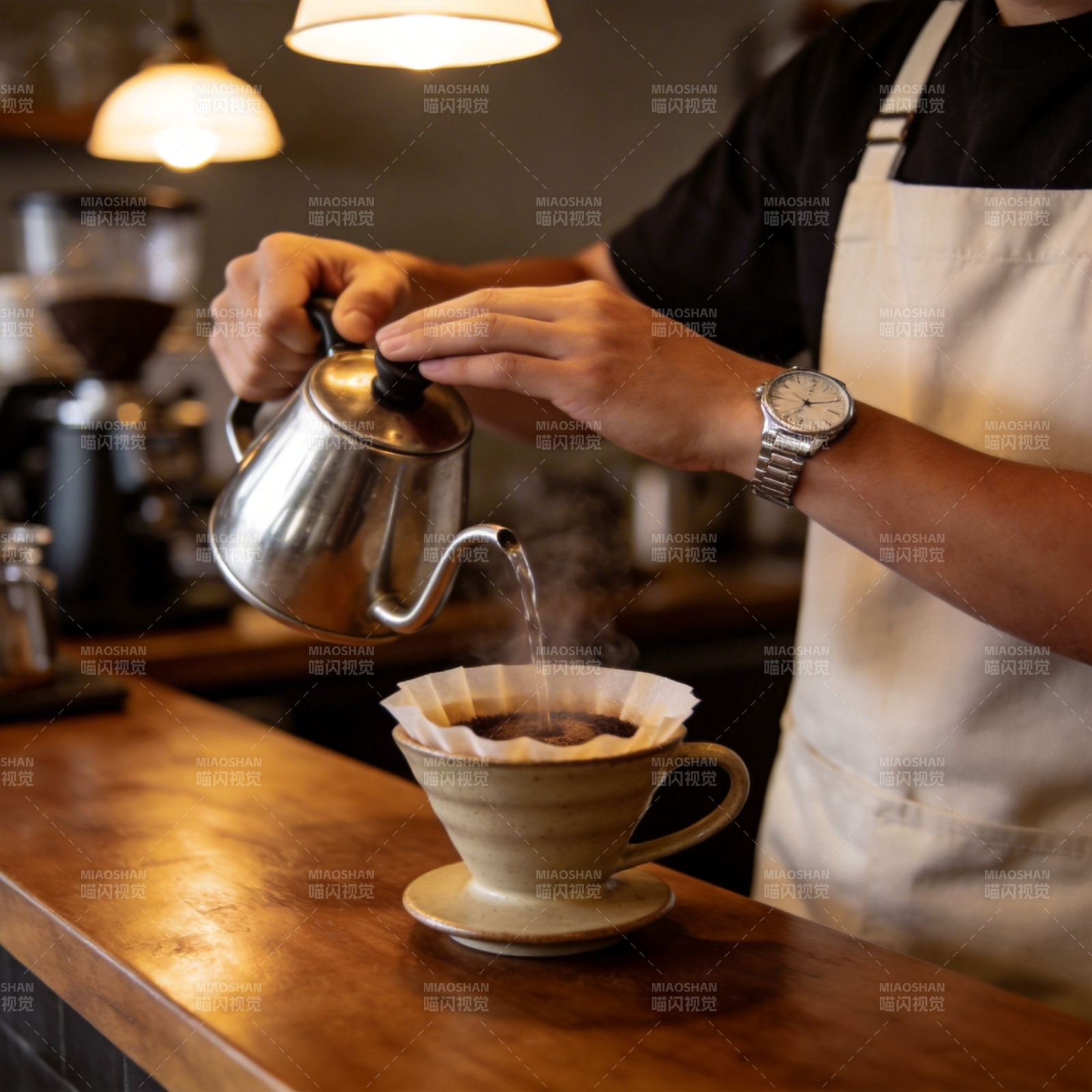 手冲咖啡的艺术图片