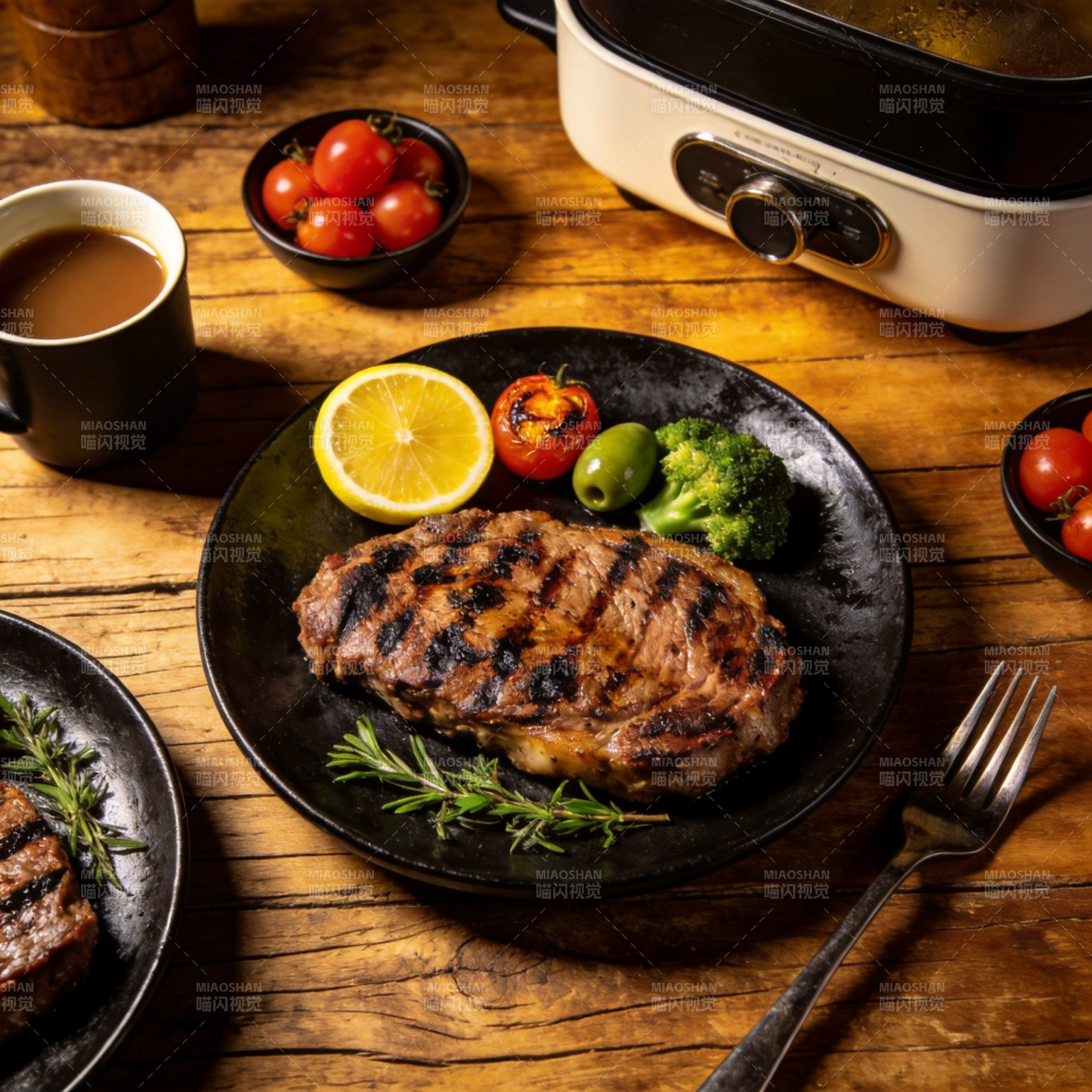 烤肉配蔬菜图片