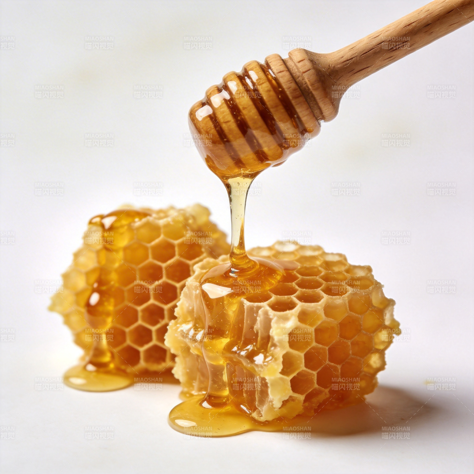 蜂蜜流淌蜂巢图片