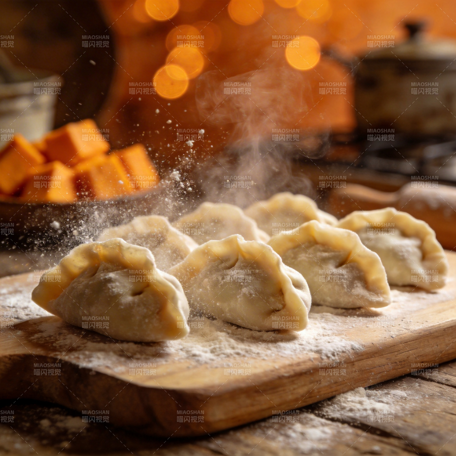 热腾腾的饺子图片