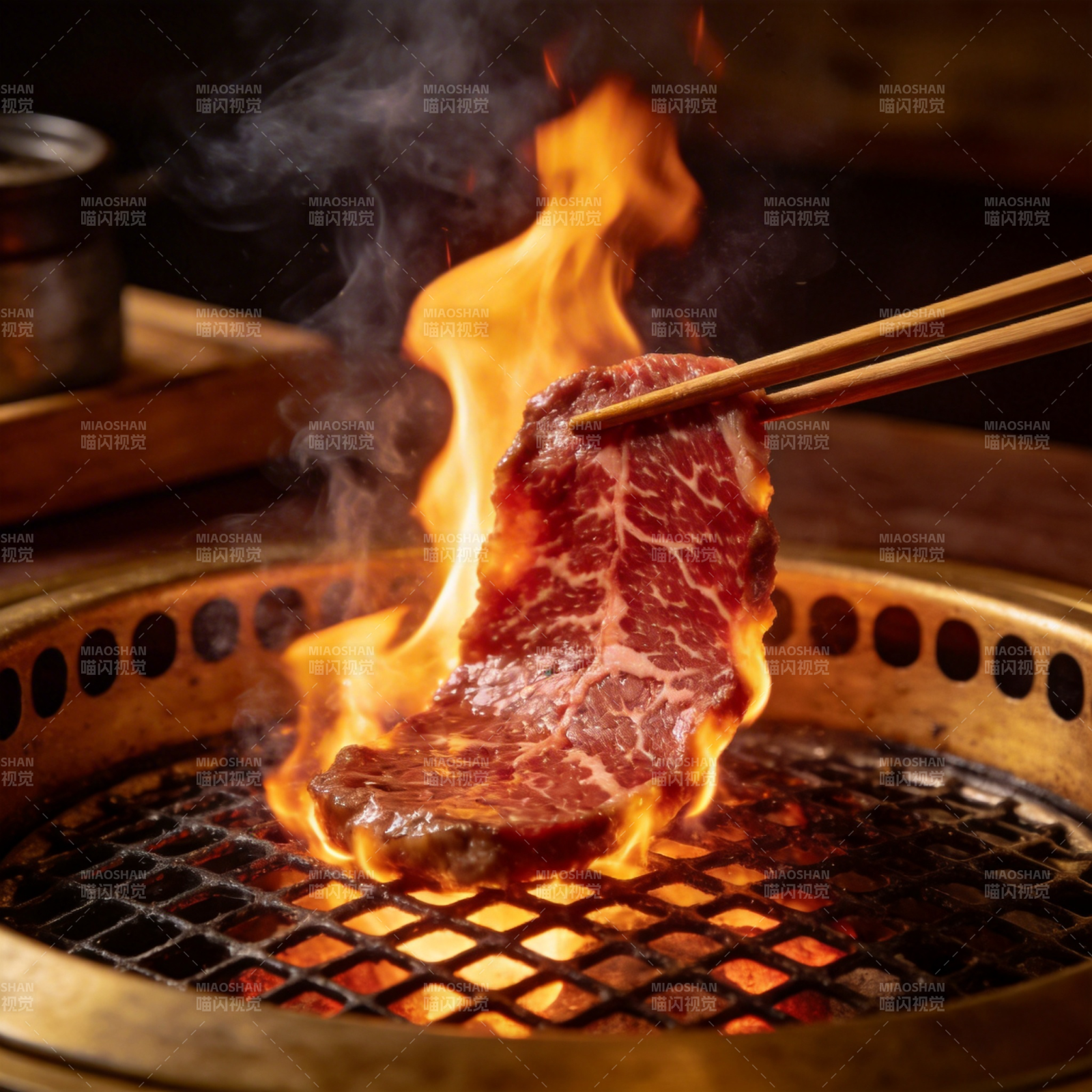 火焰炙烤牛肉图片
