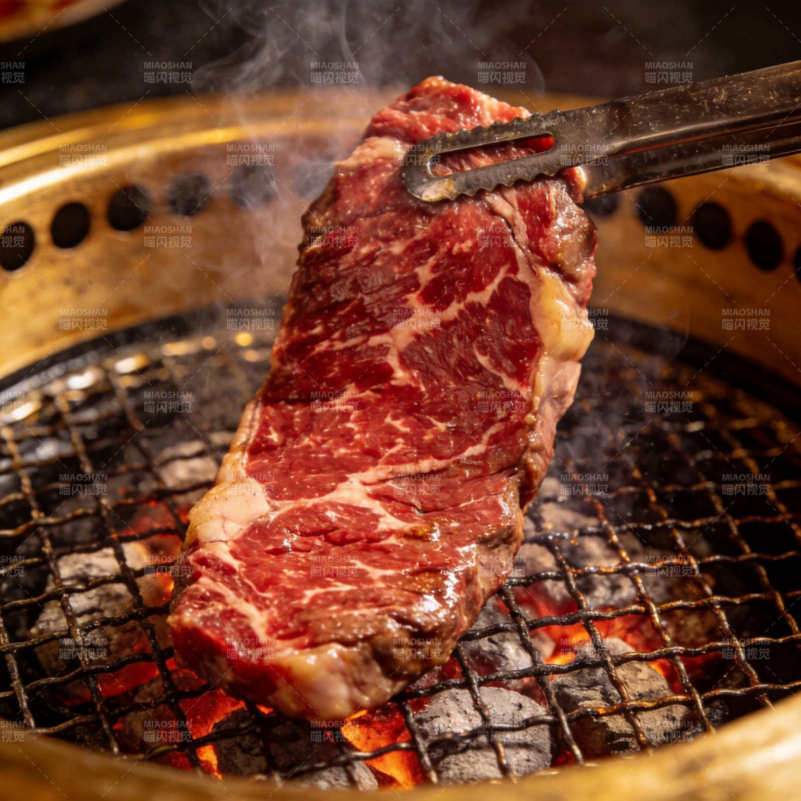 炙烤牛肉 香气四溢图片